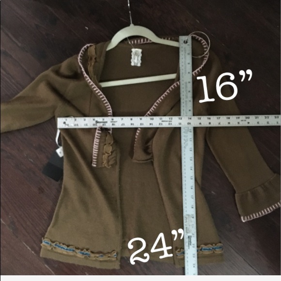 Cute NWT cardigan sweater - Picture 5 of 9